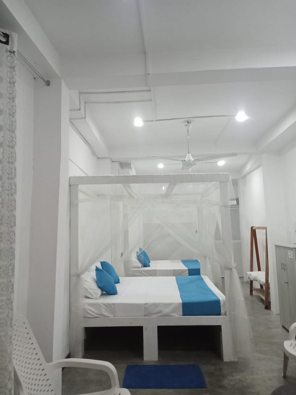 C-Born Motel in Hikkaduwa