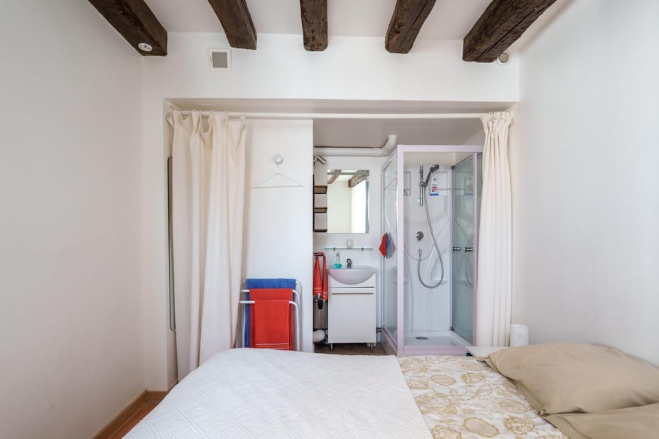 Shower, Bathroom, Bedroom