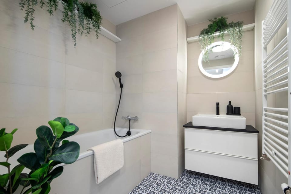 Shower, Bathroom, Bath