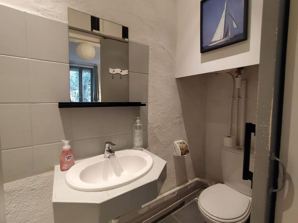Toilet, Bathroom