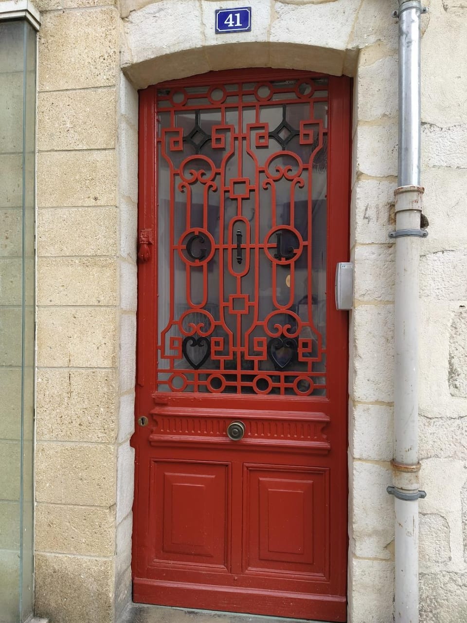 Facade/entrance