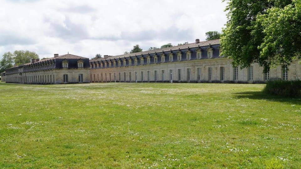 Espoumet Apartment in Nouvelle-Aquitaine