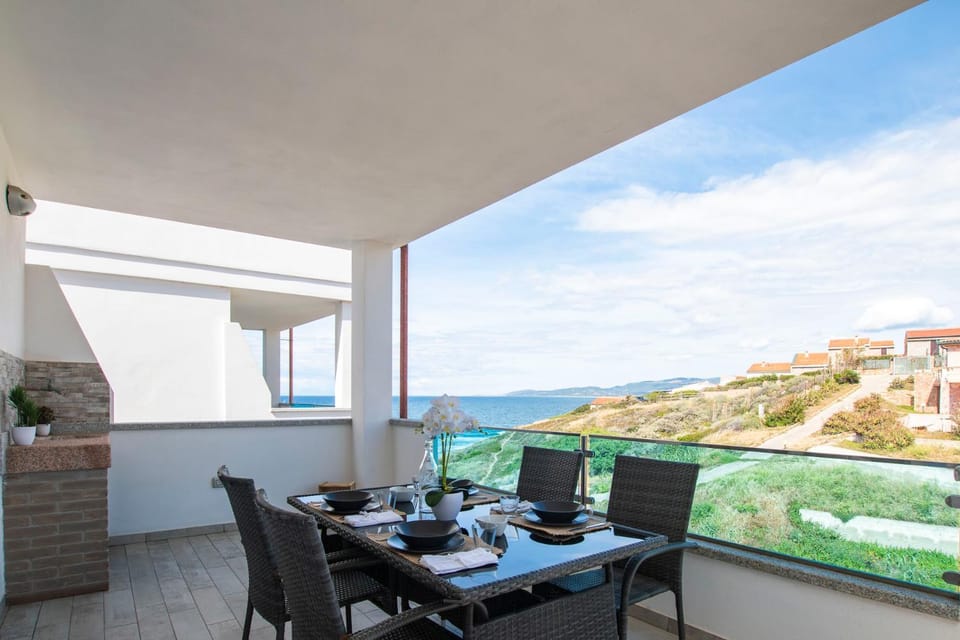 View (from property/room), Balcony/Terrace, Sea view