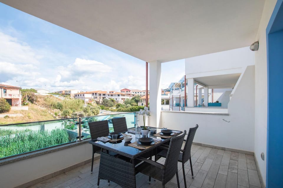 Day, Balcony/Terrace