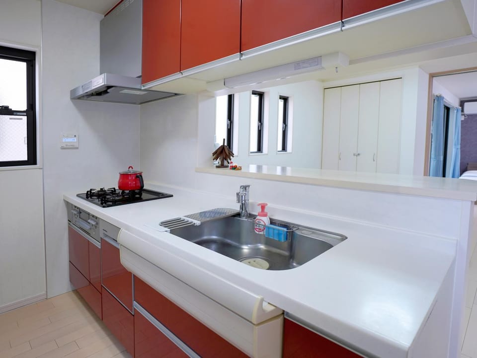 Kitchen or kitchenette