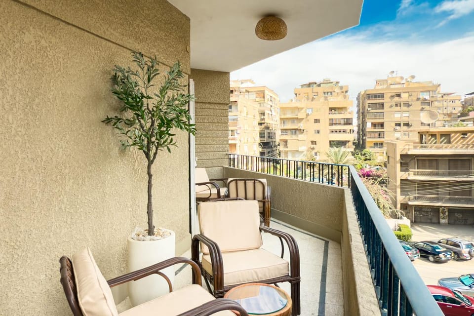 The 2BDR Crimson Crib The Heart Of Heliopolis Apartment in Cairo Governorate