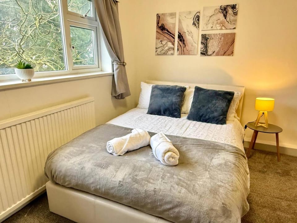 Elegant 1-Bedroom Flat, Wi-Fi, Near Oxford centre Apartment in Oxford