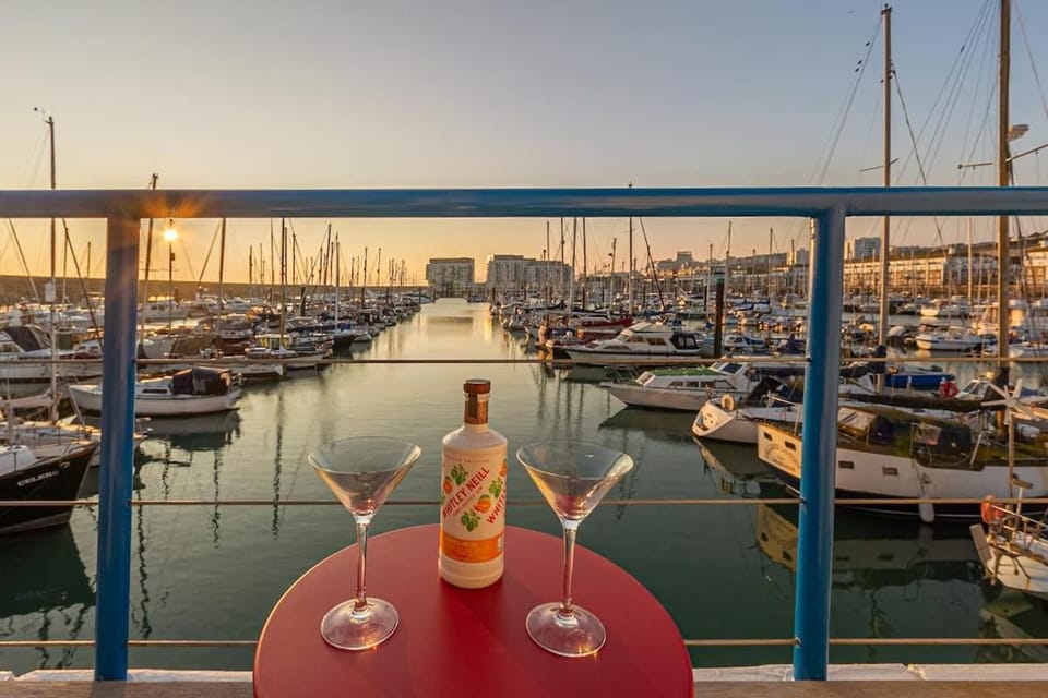 Harbour Hideaway - Free Parking House in Brighton