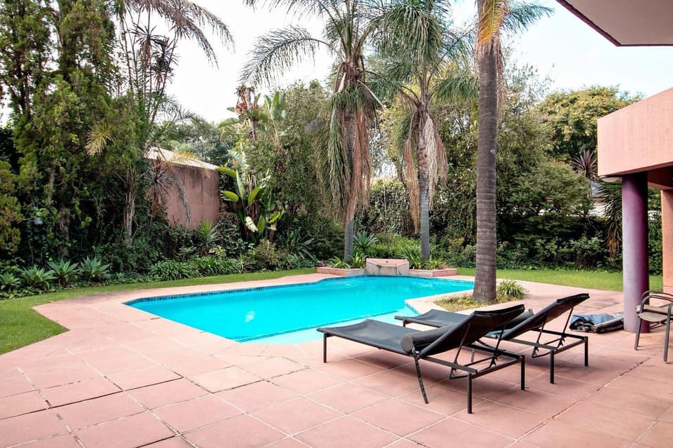 Seating area, Pool view, Swimming pool