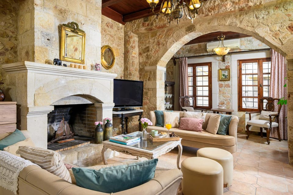 Day, TV and multimedia, Living room