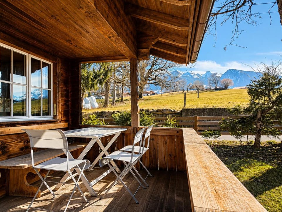 Natural landscape, Balcony/Terrace, Seating area, Mountain view