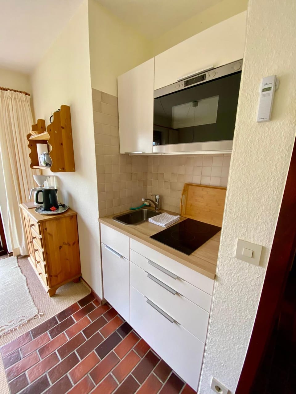Kitchen or kitchenette, stove