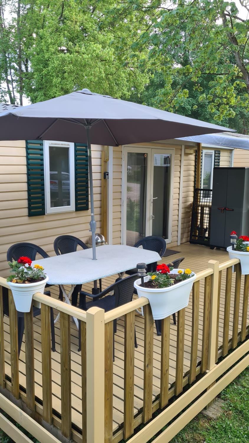 Balcony/Terrace, Dining area