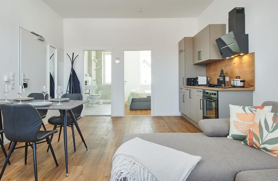 Kitchen or kitchenette, Living room, Seating area, Dining area, dishwasher, oven, stove