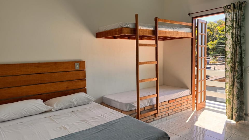 Bed, Bedroom, bunk bed