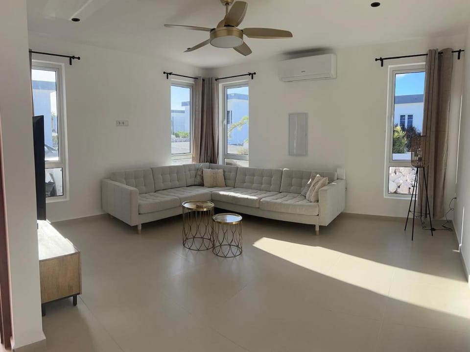The luxury flamingo Villa in Jan Thiel