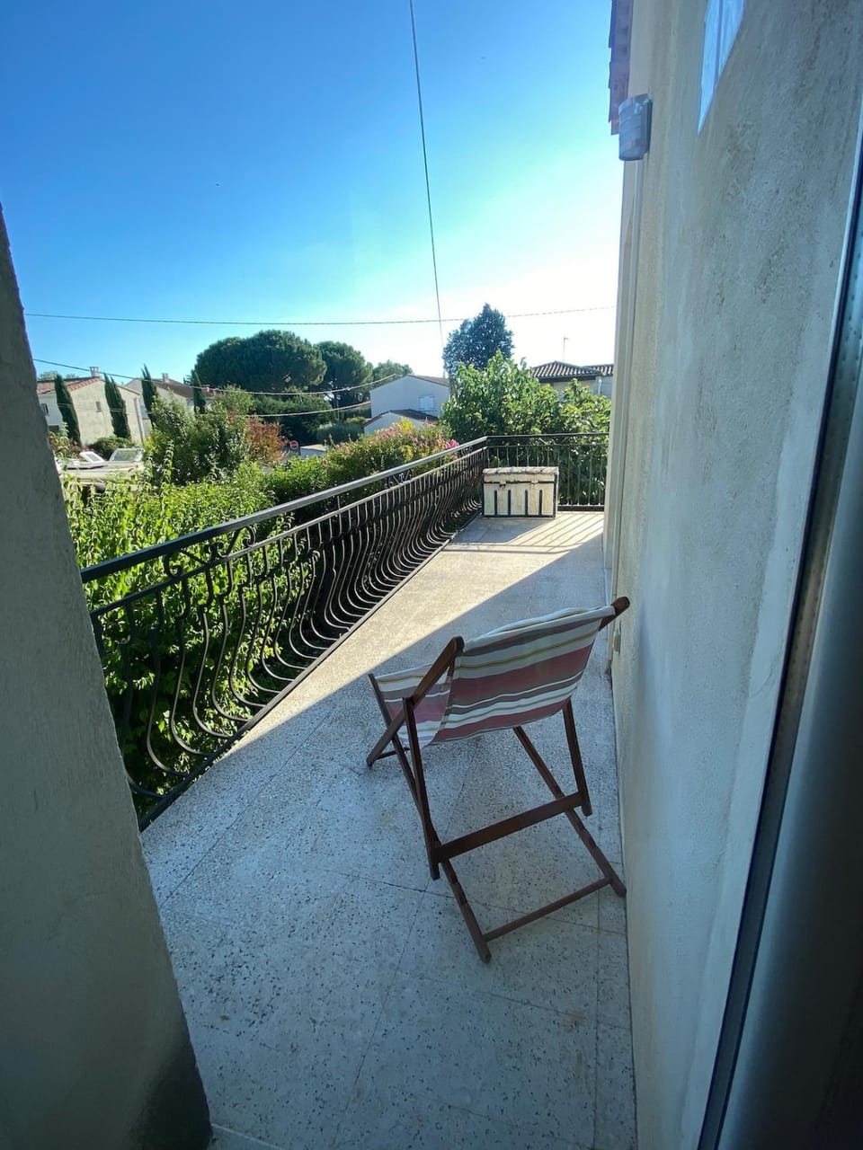 Family home with a pool House in Lunel