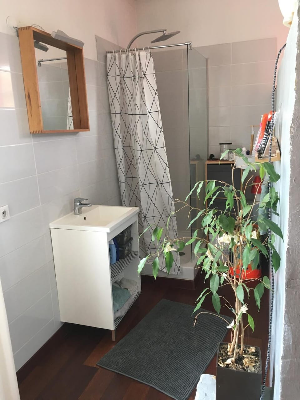 Family home with a pool House in Lunel
