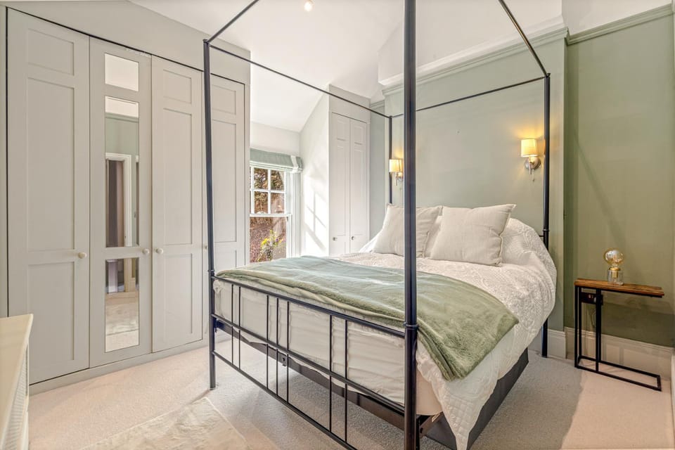 The Emerald - Central Henley, 2 Bedroom House House in Henley-on-Thames