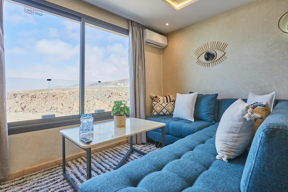 Amwaj Apt - Paradise Found Stunning Oceanfront Hideaway Apartment in Morocco