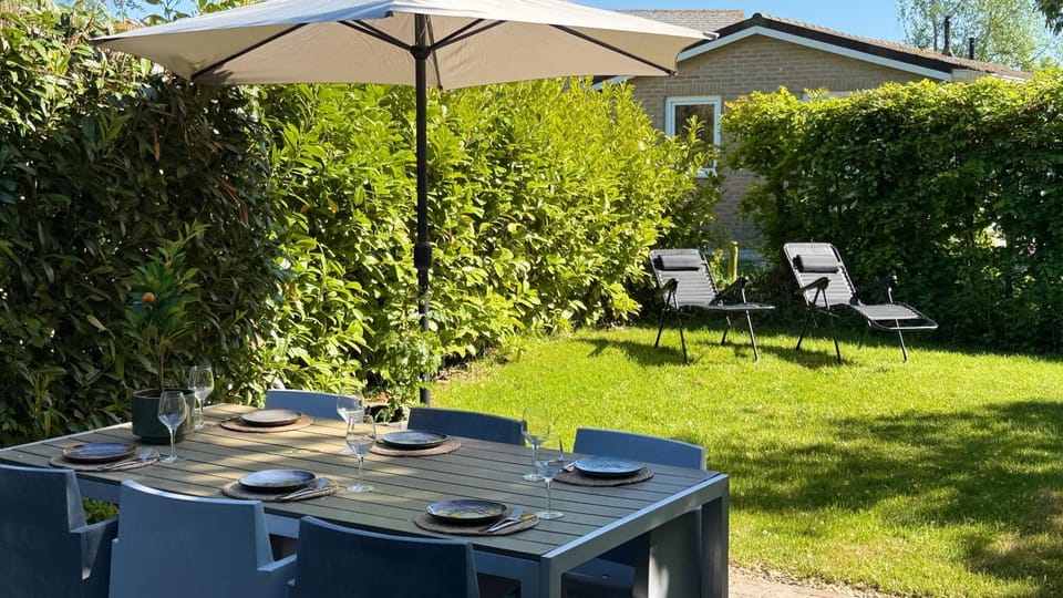 Vakantiehuisje Sinneblom House in Friesland, Netherlands