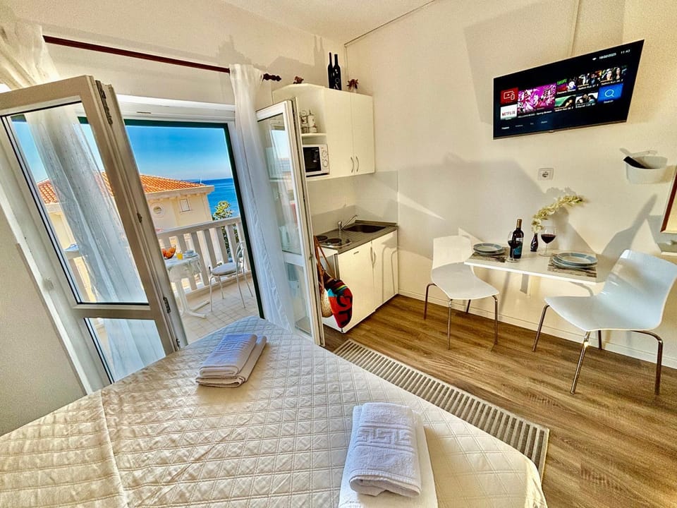 Apartment Luce with sea view and balcony in Brela Apartment in Brela