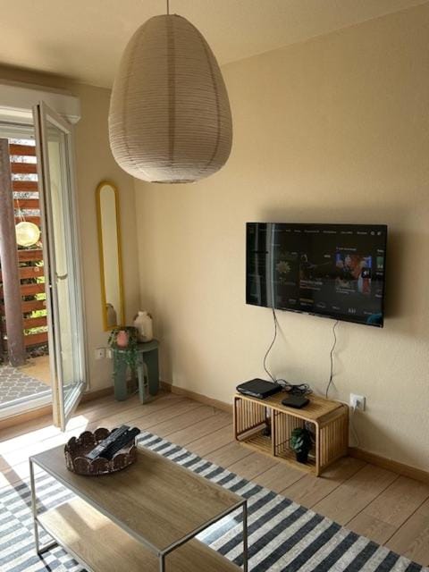 Appartement avec bacon et piscine Apartment in Nouvelle-Aquitaine