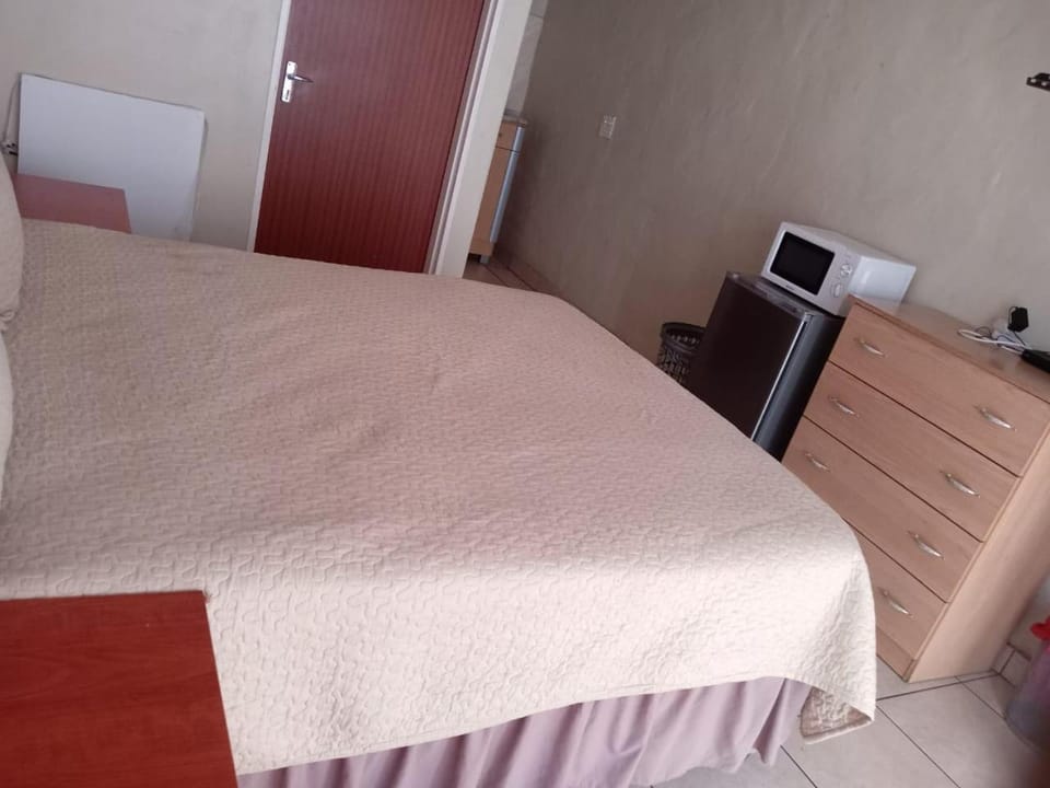Simekhona Guest House Bed and Breakfast in South Africa