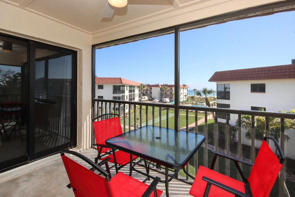 Patio, Balcony/Terrace, Seating area