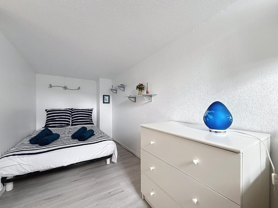 Cocon d'Houlgate - Logement à 500m de la plage avec son balcon vue sur le jardin, 4 couchages, wifi gratuite Apartment in Houlgate