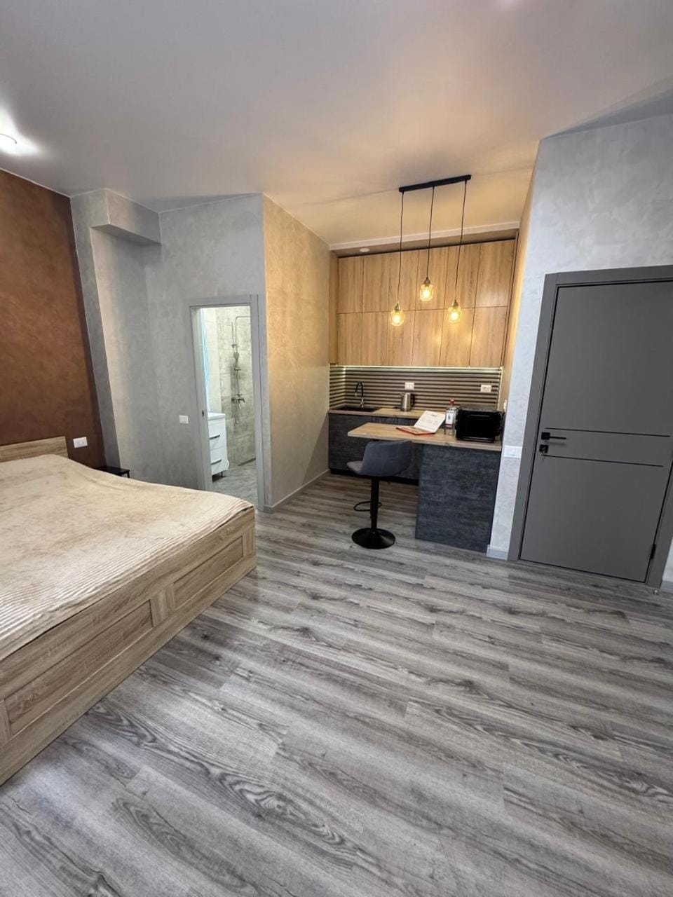 Bed, Kitchen or kitchenette