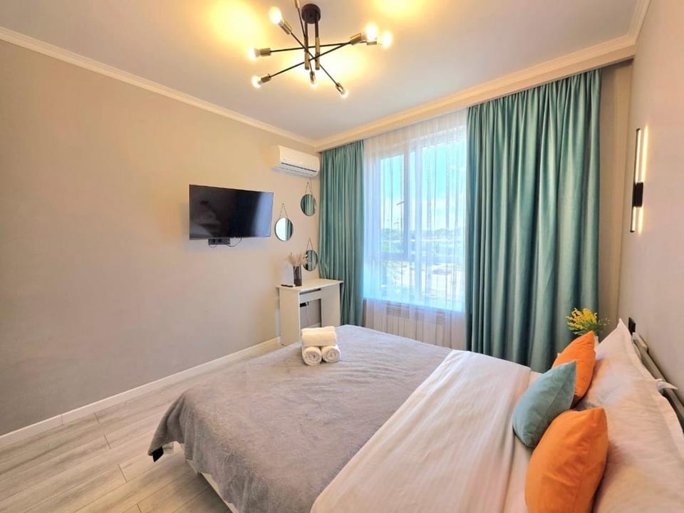Orange Apartment in Almaty