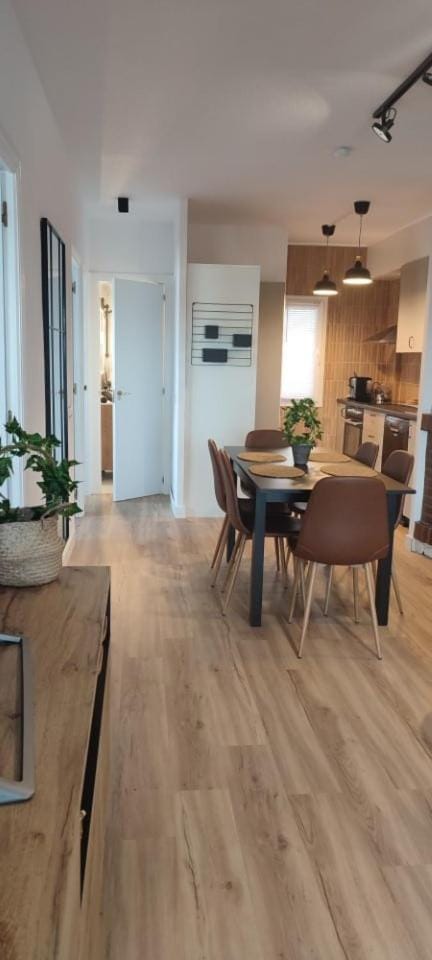 Kitchen or kitchenette, Living room, Dining area
