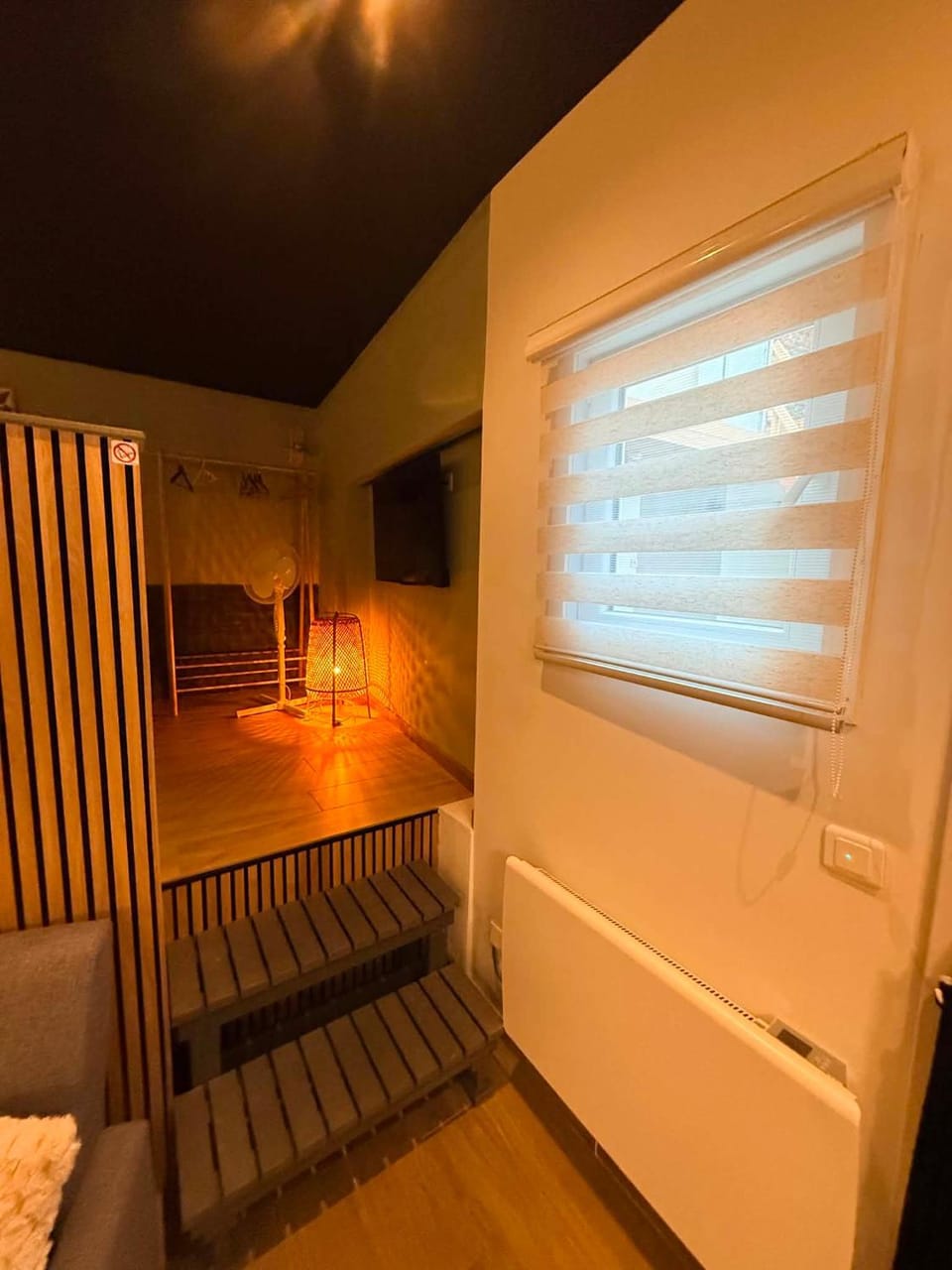 Au bât Tournai chambre zen Bed and Breakfast in Hauts-de-France
