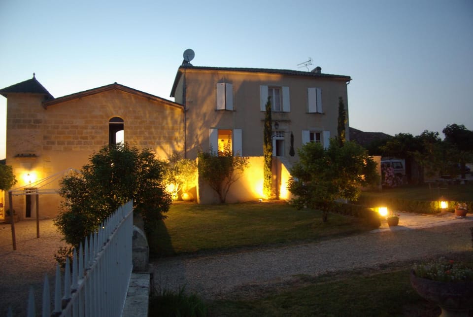 CHATEAU de POTIRON Villa in Nouvelle-Aquitaine