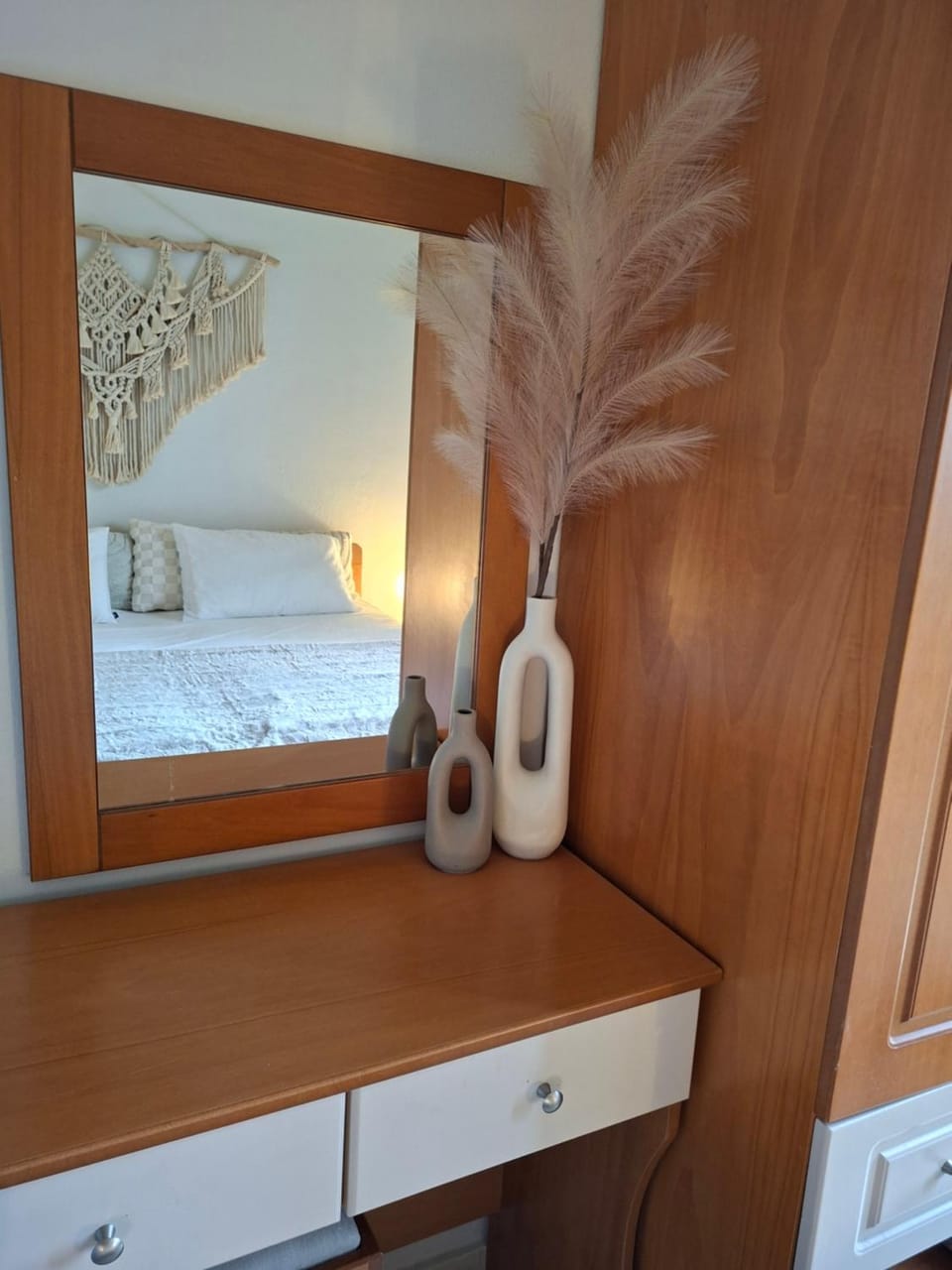 Bed, Photo of the whole room, Bedroom, wardrobe