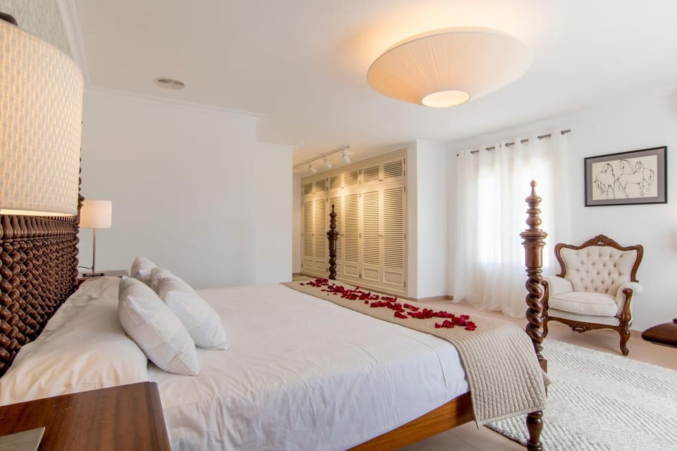 Living room, Bedroom