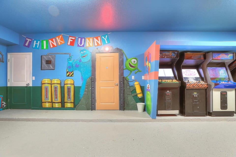 Lakeside Monsters Inc 15B Mansion Villa VR Room Pool Spa Apartment in Kissimmee