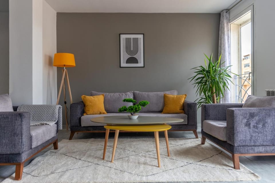 Living room, Seating area