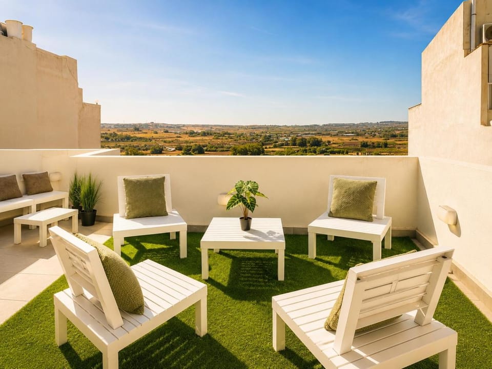 Stylish Brand New 3BR Apartaments - 10 min walk from Buggibba Square Apartment in Saint Paul's Bay
