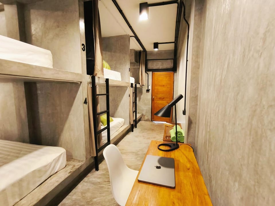 bunk bed