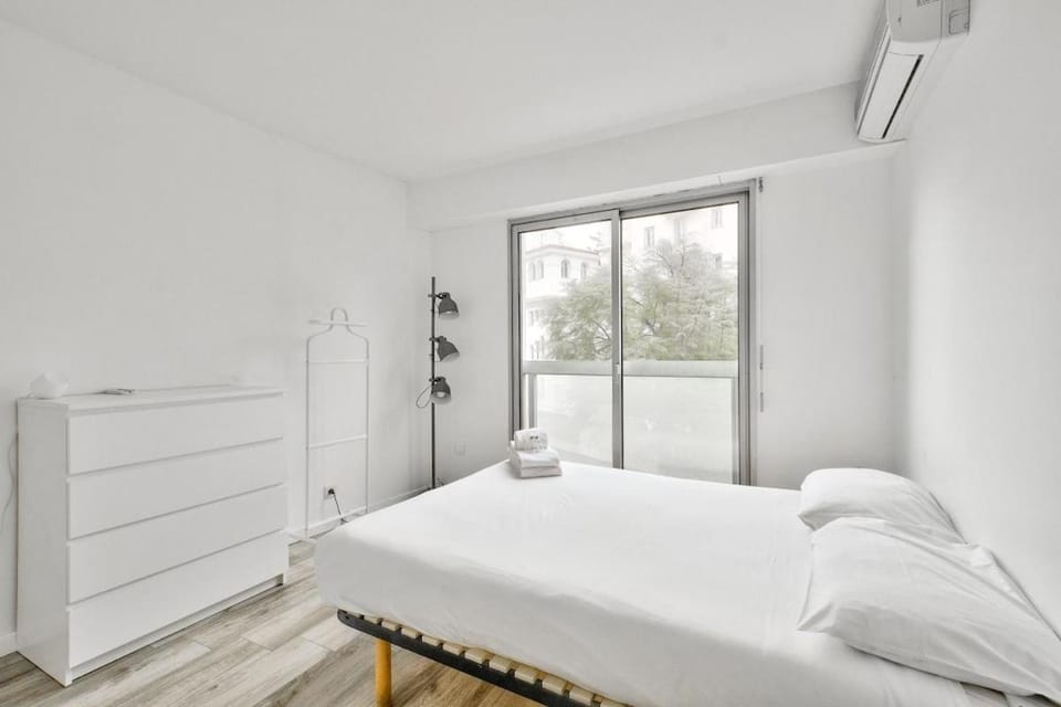 Flat with balcony 15min from Promenade des Anglais Apartment in Nice
