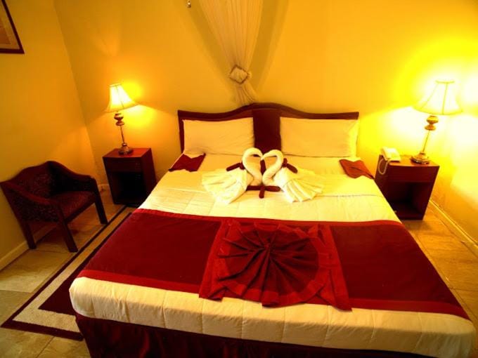 Executive Hotel Entebbe Bed and Breakfast in Uganda