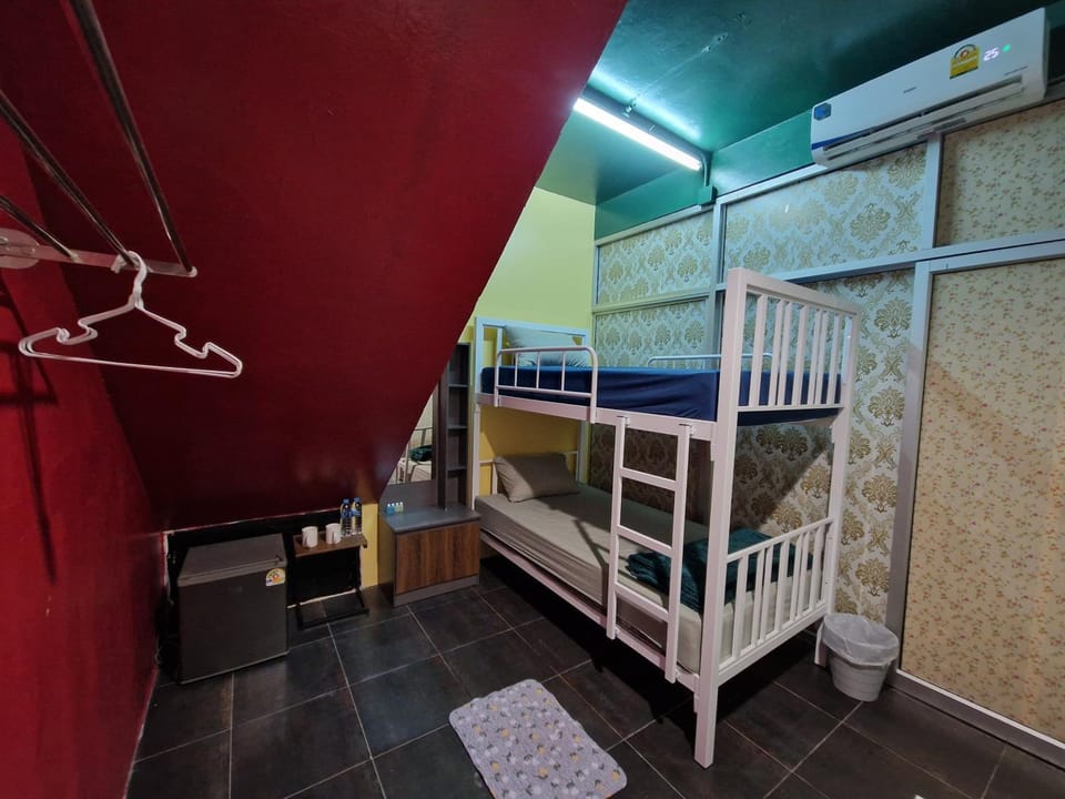 Bonanza Patong Beach II Red Room Apartment in Patong