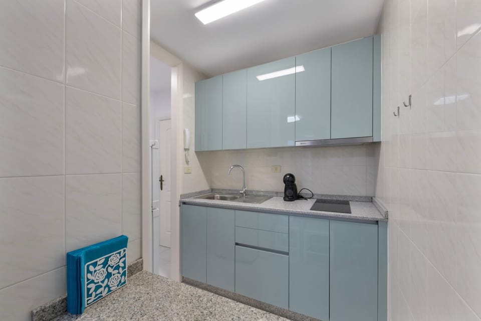 Kitchen or kitchenette, Living room