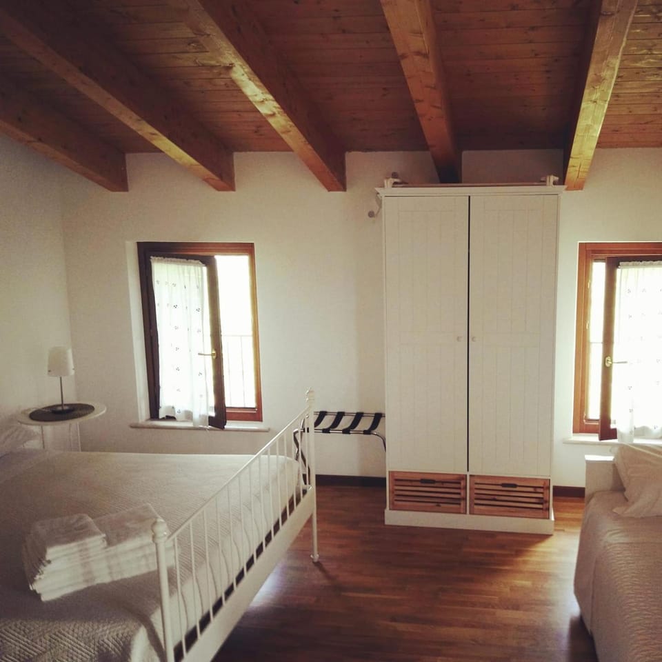 Il rifugio del Gatto Moro Bed and Breakfast in Province of Brescia