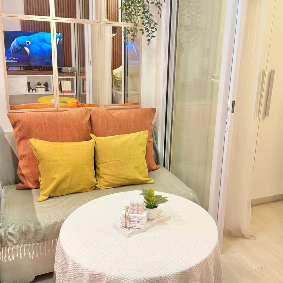 Rio West Tower - Azure Urban Resort Residences Apartment in Paranaque