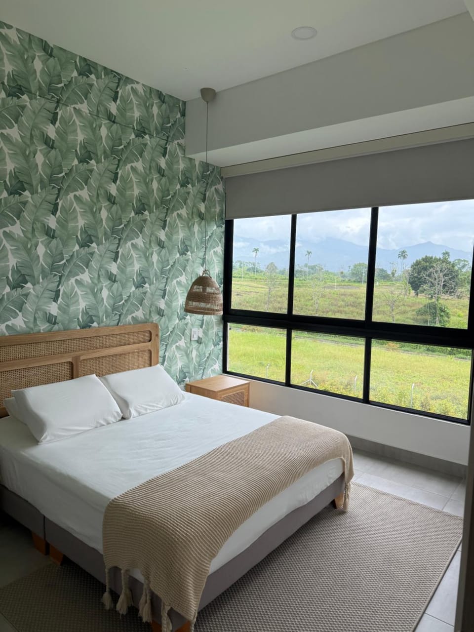 Bed, Natural landscape, Photo of the whole room, Bedroom, Mountain view
