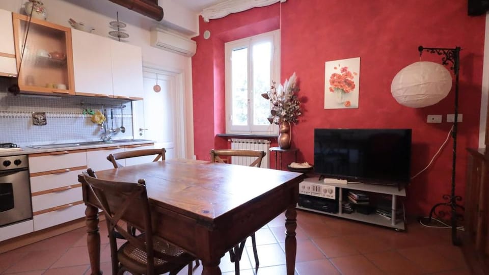 Casa di Elsa 20 min by train to Florence Apartment in Prato