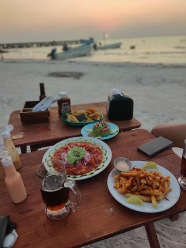 Restaurant/places to eat